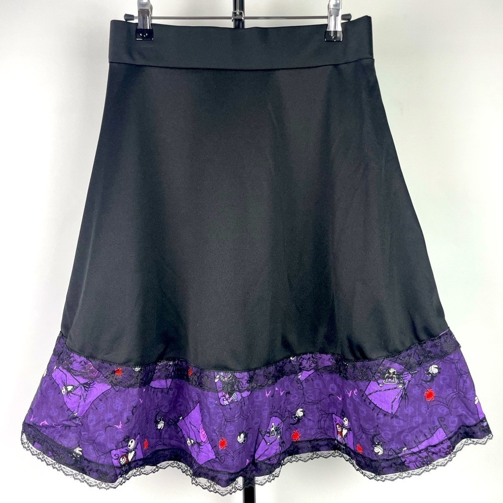 Black Elastic Waist‎ Nightmare Before Christmas Purple Lace Hem Pull On Skirt